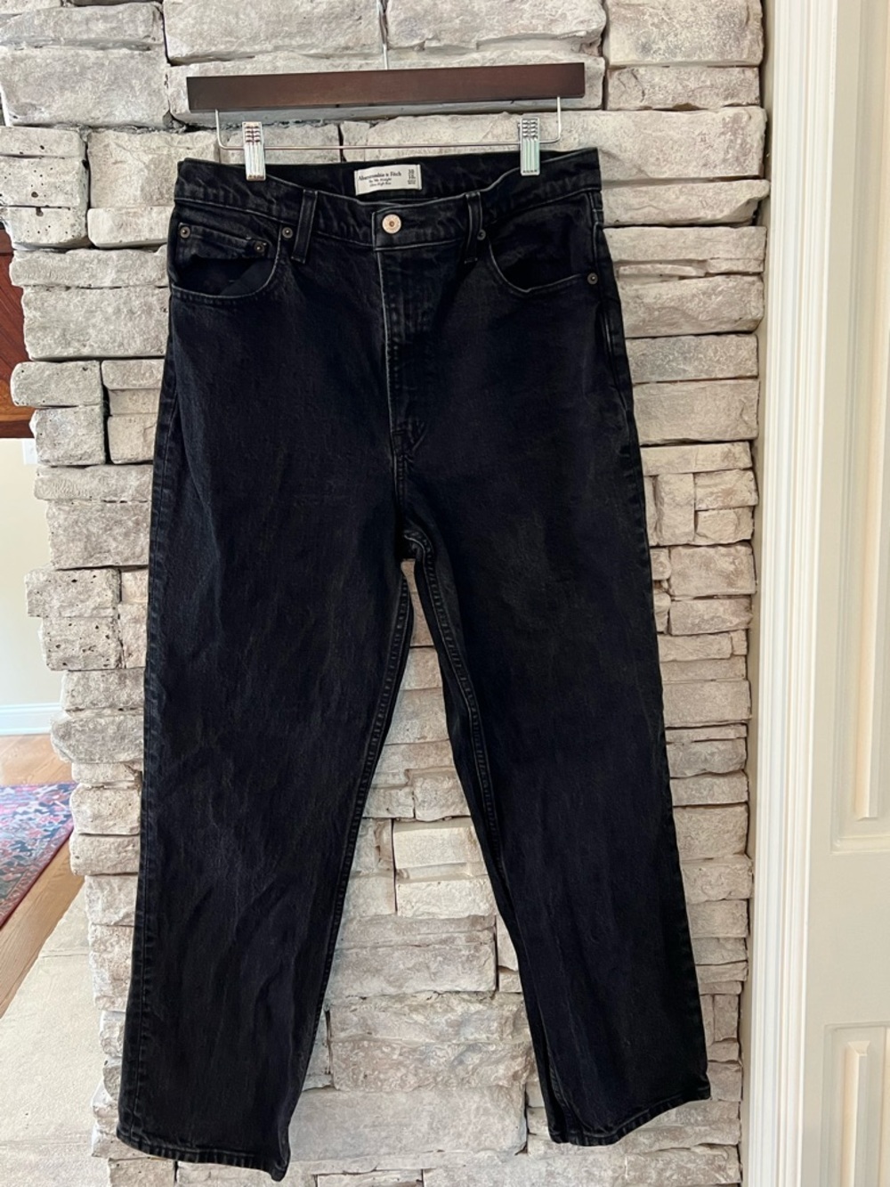 Abercrombie & Fitch 90s Straight Ultra High Rise Size 30